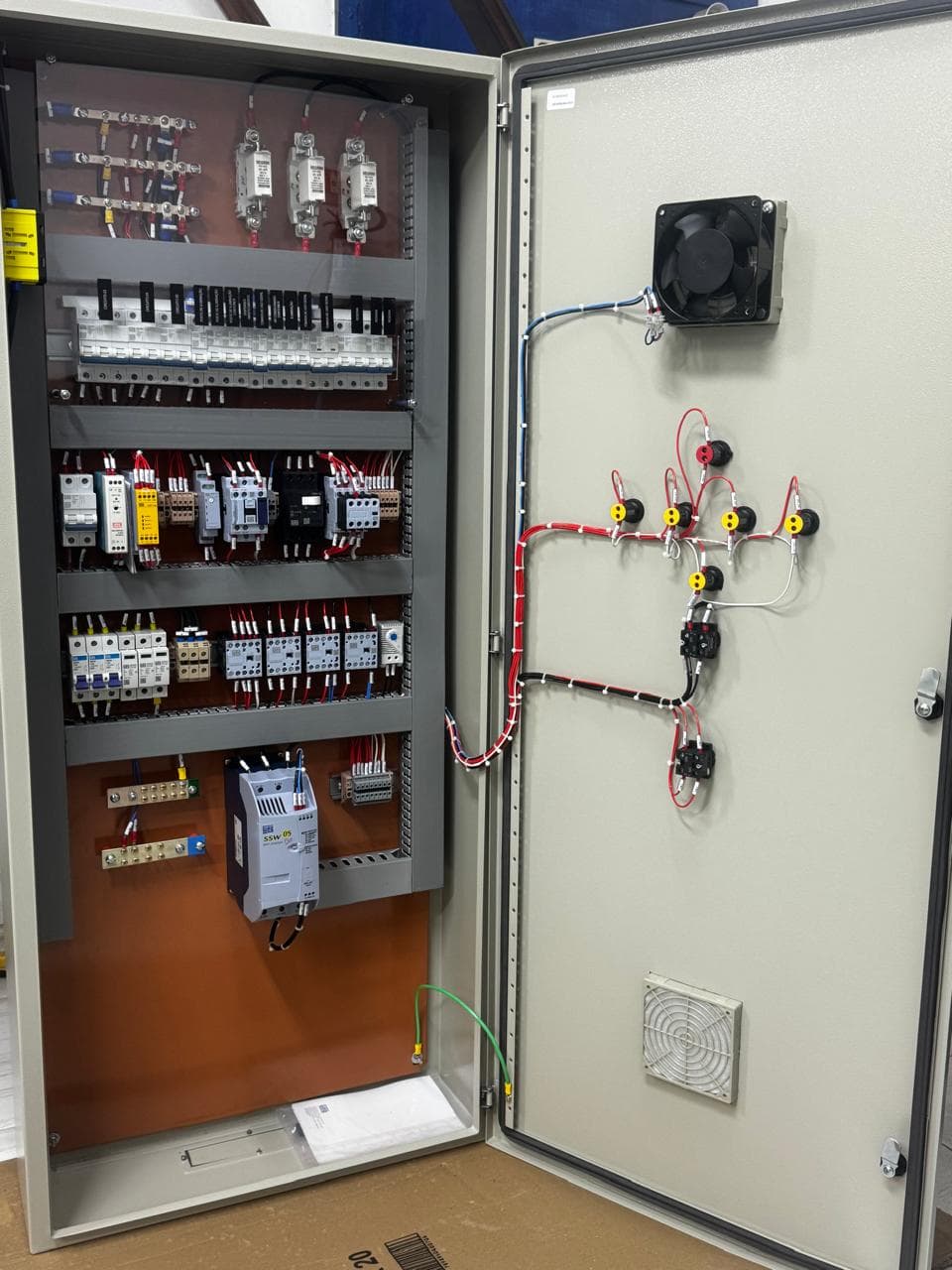 Painel para Partida de Motores